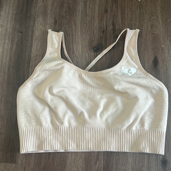 Woman’s best three-piece set - Picture 3 of 5